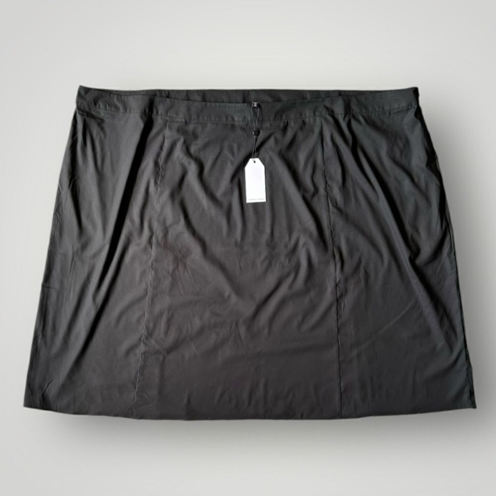 5 for $45  NWT Universal Standard Skirt Plus Size 36 Black Pencil